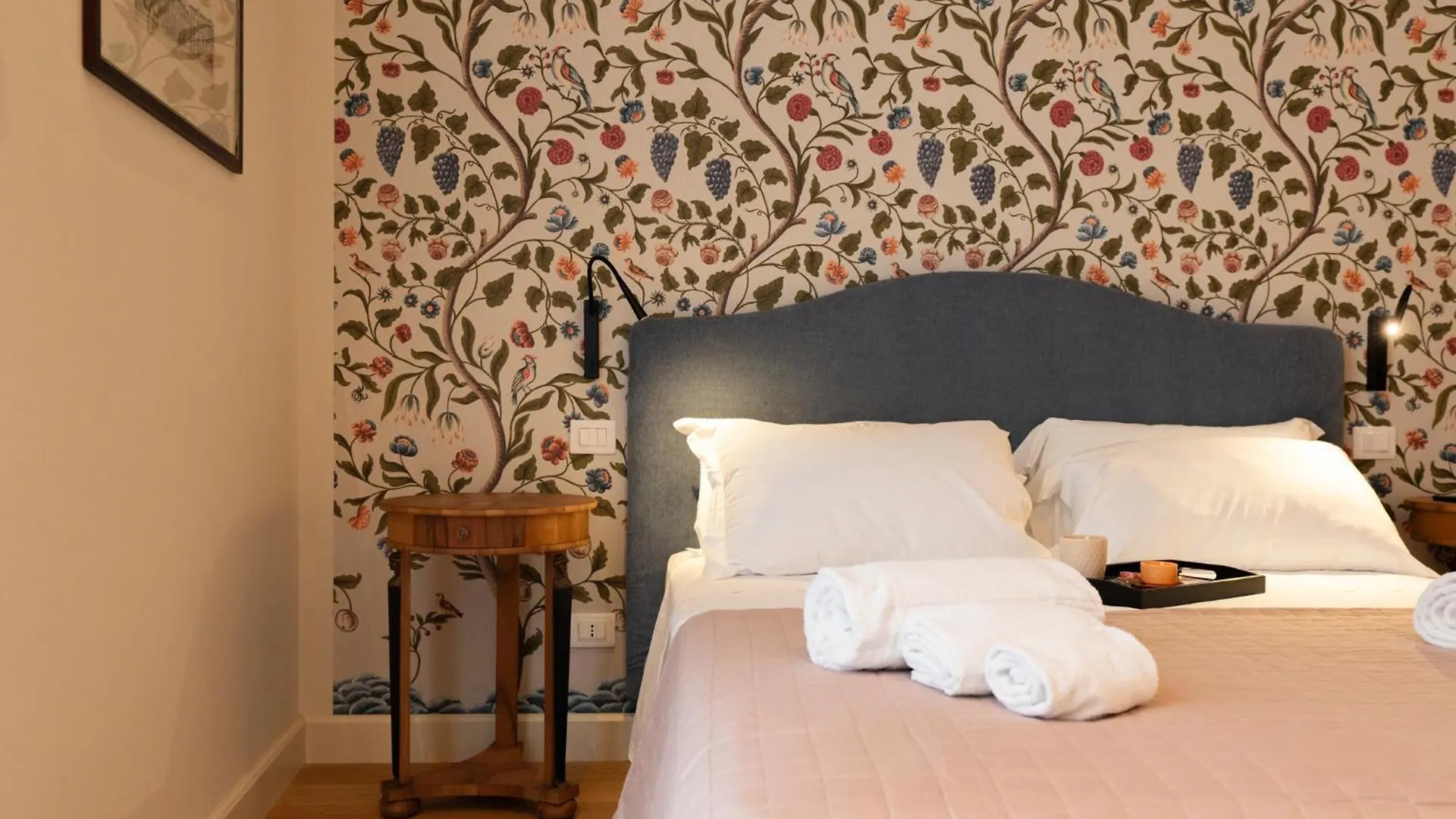 Palazzo Biasini By Postcardsfrom Hotel Verona