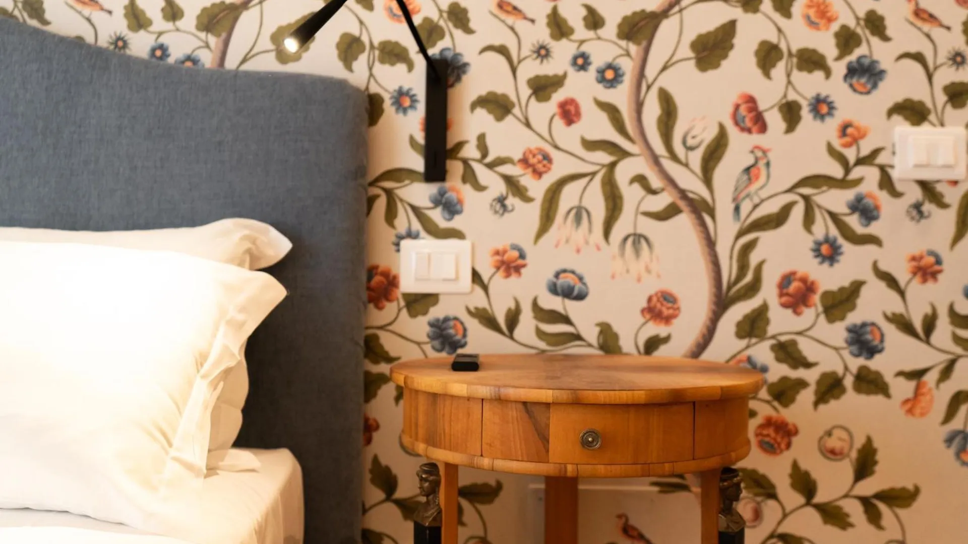 Palazzo Biasini By Postcardsfrom Hotel Verona 0*,  Italy