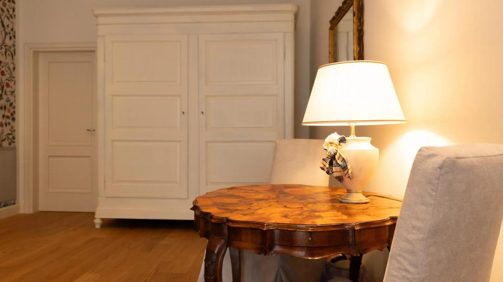 Palazzo Biasini By Postcardsfrom Hotel Verona Guest house