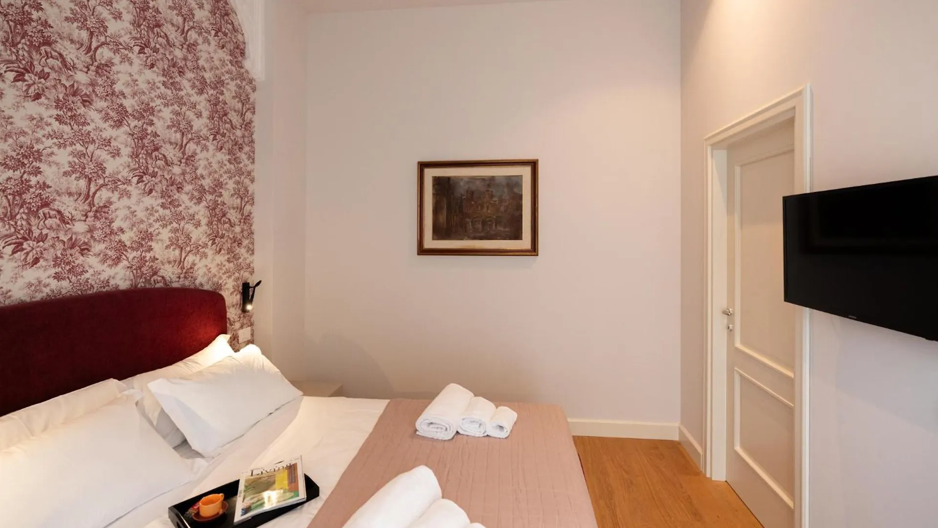 Guest house Palazzo Biasini By Postcardsfrom Hotel Verona Italy