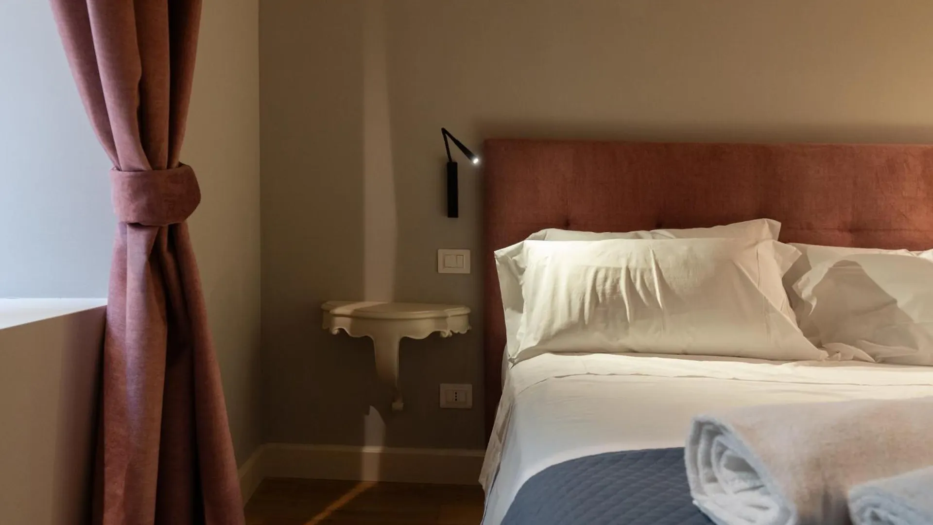 Guest house Palazzo Biasini By Postcardsfrom Hotel Verona