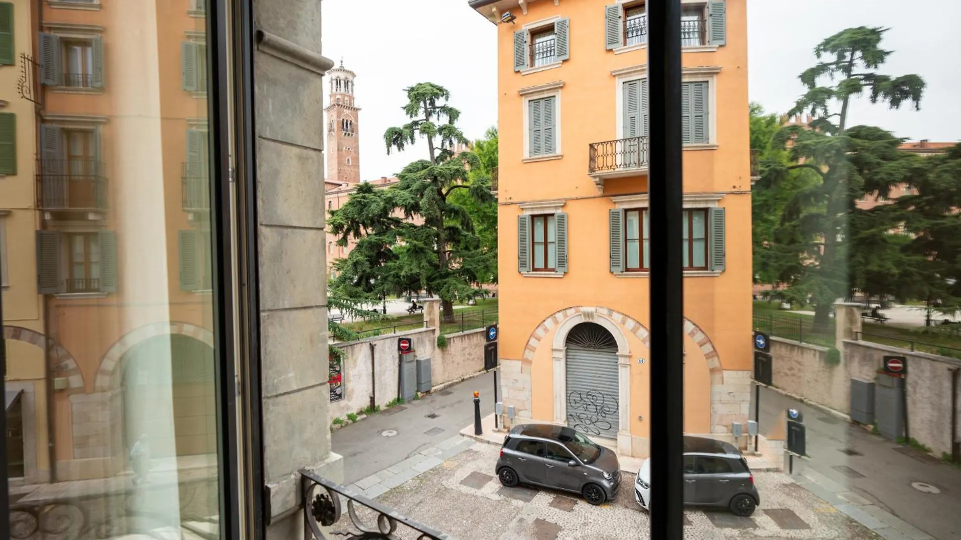Hotel Palazzo Biasini By Postcardsfrom Werona Pensjonat
