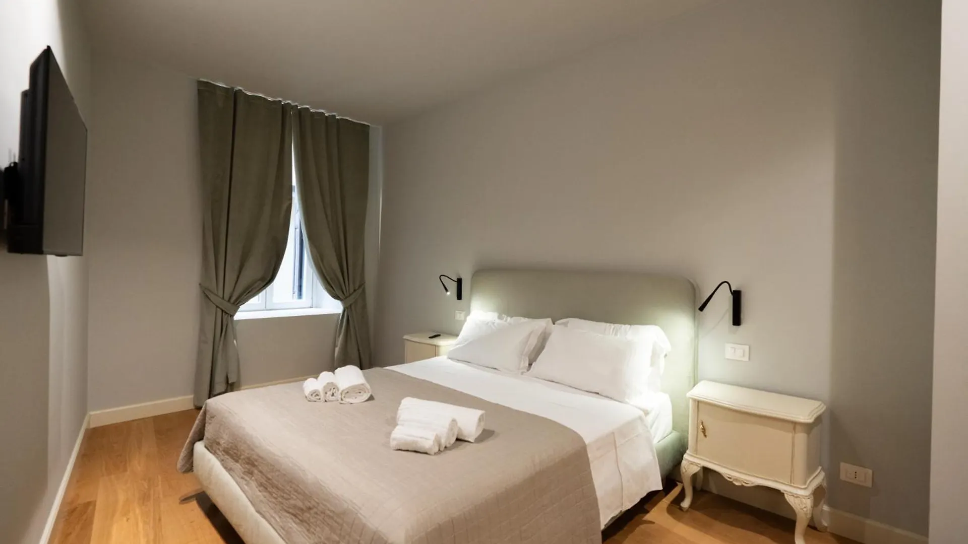 Palazzo Biasini By Postcardsfrom Hotel Verona 0*,  Italy