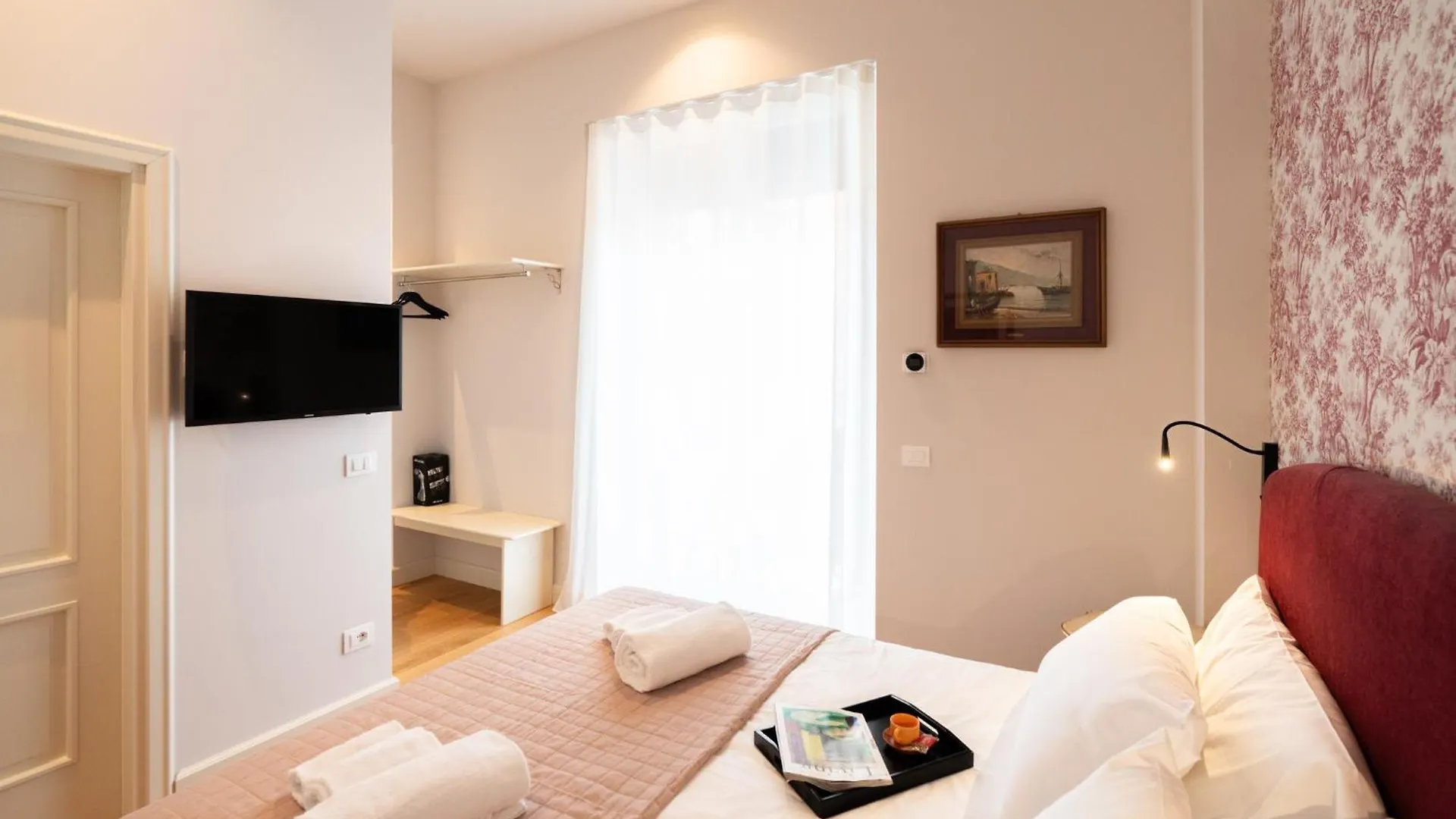 Palazzo Biasini By Postcardsfrom Hotel Verona Guest house